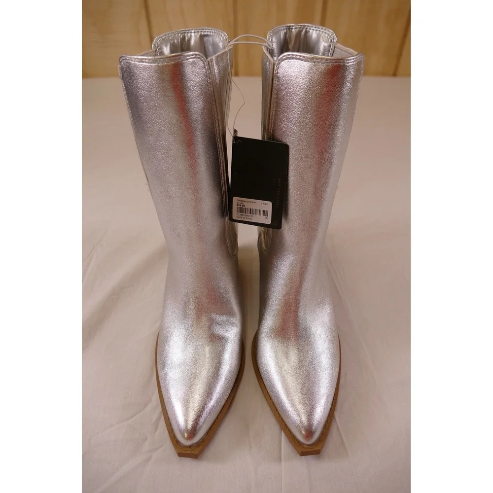 Forever 21 Silver Western Cowboy Ankle Boots Pointed Toe Heeled Booties‎ Fashion
